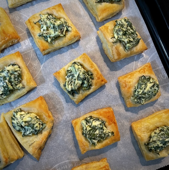 Spinach and Cream Cheese Puffs Hungry Tired Sleepy